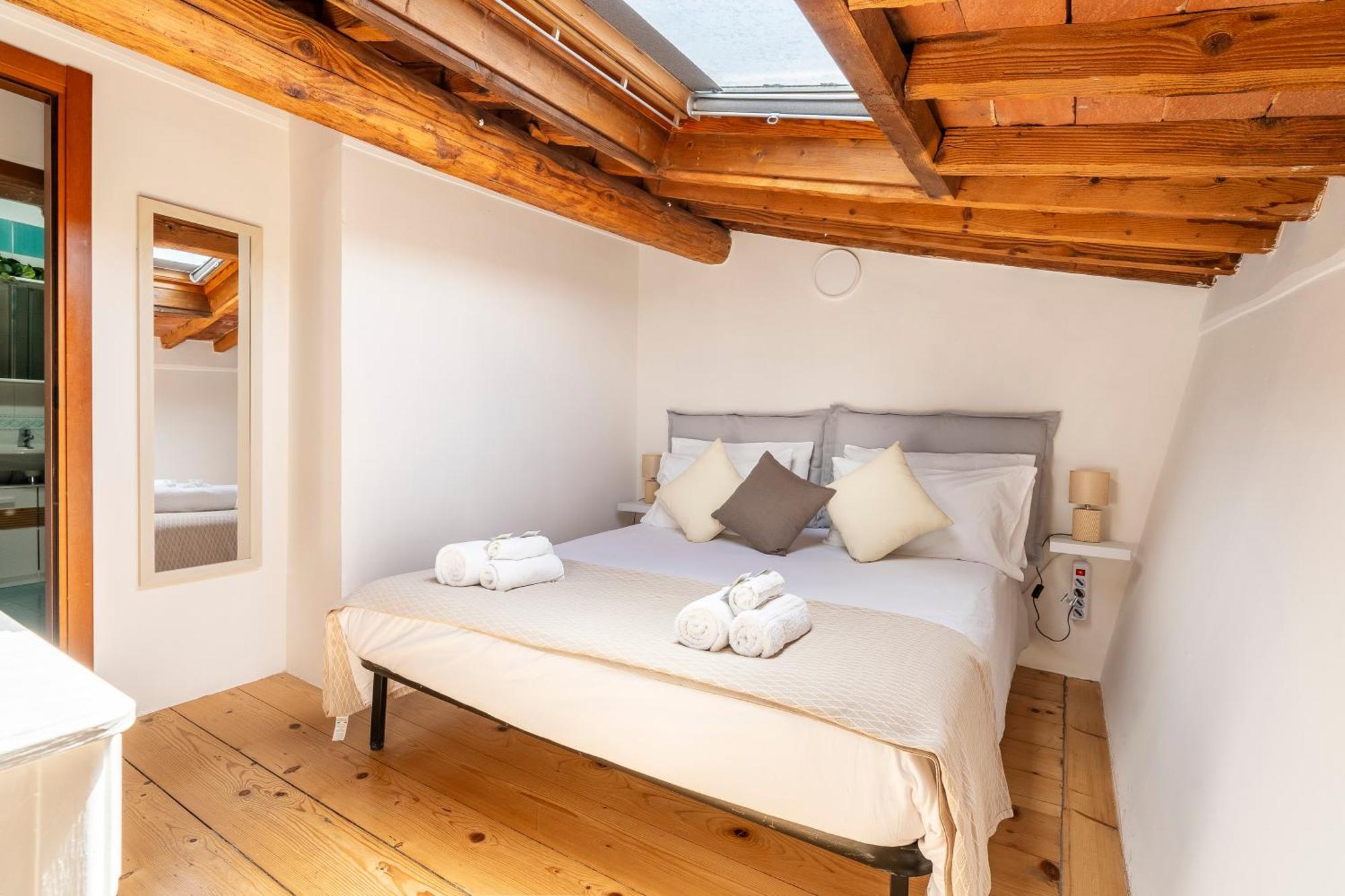 Piazza Santo Spirito Appartamento Con 2 Camere Matrimoniali フィレンツェ エクステリア 写真